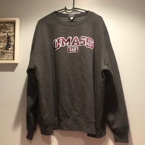 NWOT UMASS dad champion crew neck XXXL